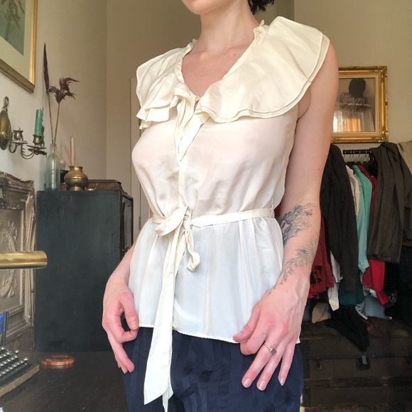 Banana Republic Silk Blouse - Picture 3 of 4